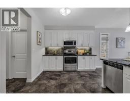 297 THOMAS SLEE Drive - 8