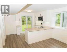 67 JULIE Crescent - 16