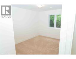 67 JULIE Crescent - 18