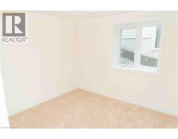 67 JULIE Crescent - 21