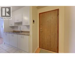 24 MOOREGATE Crescent UnitNo. 305 - 8