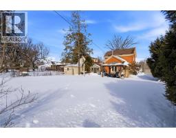 19 RIVERSIDE Drive W - 26