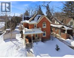 19 RIVERSIDE Drive W - 33