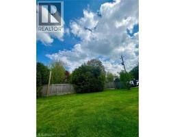 19 RIVERSIDE Drive W - 39