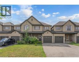 72 DODMAN Crescent - 2