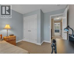 72 DODMAN Crescent - 20