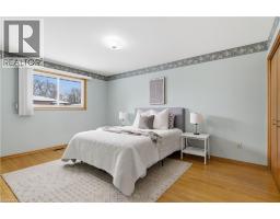 15 CONFEDERATION Drive - 22