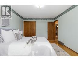 15 CONFEDERATION Drive - 24