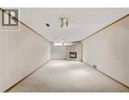 15 CONFEDERATION Drive - 30