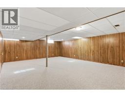 15 CONFEDERATION Drive - 32