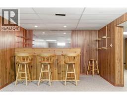 15 CONFEDERATION Drive - 34