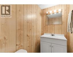 15 CONFEDERATION Drive - 35