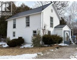 4 ELIZABETH Street - 1