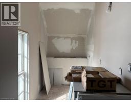 4 ELIZABETH Street - 19