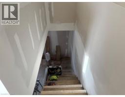 4 ELIZABETH Street - 25