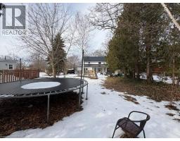 4 ELIZABETH Street - 27