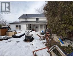 4 ELIZABETH Street - 31