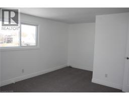 144 SEKURA Crescent - 15