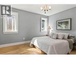 389 CLARENDON Drive - 18