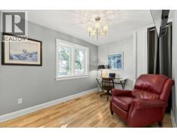 389 CLARENDON Drive - 19