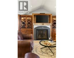 389 CLARENDON Drive - 2