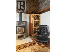 389 CLARENDON Drive - 27