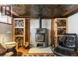 389 CLARENDON Drive - 28