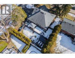 389 CLARENDON Drive - 41