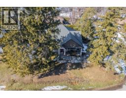 389 CLARENDON Drive - 43