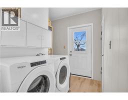 240 ELIZABETH Street W - 24