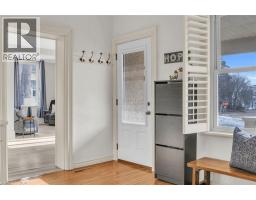 240 ELIZABETH Street W - 25