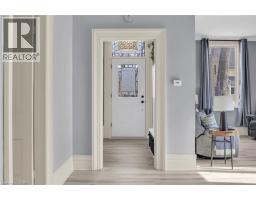 240 ELIZABETH Street W - 5