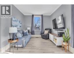 240 ELIZABETH Street W - 7