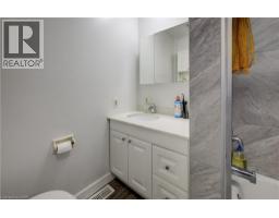 174 WESTCOURT Place - 15