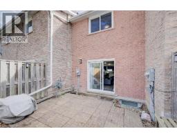 174 WESTCOURT Place - 20