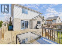 15 WAFFLER Crescent - 30