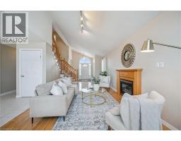 6 KELLER Crescent - 10