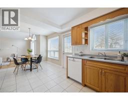 6 KELLER Crescent - 15