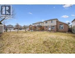 6 KELLER Crescent - 31