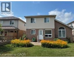 6 KELLER Crescent - 42