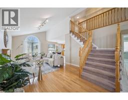 6 KELLER Crescent - 8