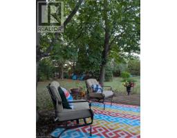 98 OLD MAPLE Lane - 48