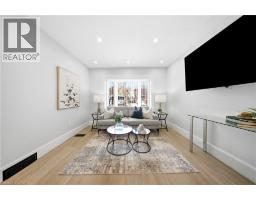 35 STIRLING Avenue N - 12