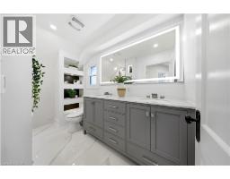 35 STIRLING Avenue N - 29