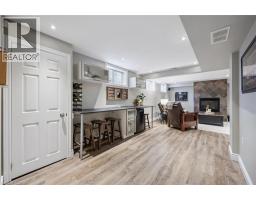 68 NEWMAN Drive - 30