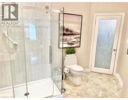 800 MAIN Street UnitNo. 16 - 17