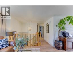 146 WHEATFIELD Crescent - 13