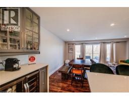 17 RED CLOVER Crescent - 14