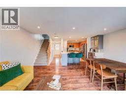 17 RED CLOVER Crescent - 19