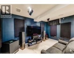 17 RED CLOVER Crescent - 28